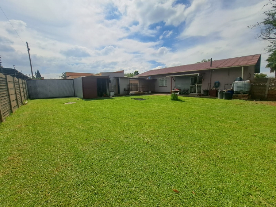 2 Bedroom Property for Sale in Vanderbijlpark SE 1 Gauteng