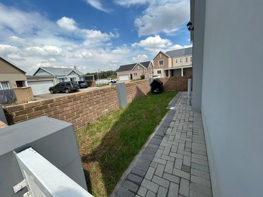 To Let 2 Bedroom Property for Rent in Riverspray Lifestyle Estate Gauteng
