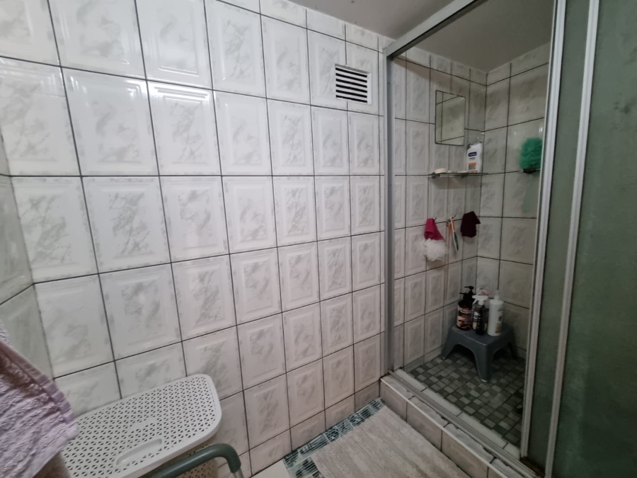 3 Bedroom Property for Sale in Risiville Gauteng