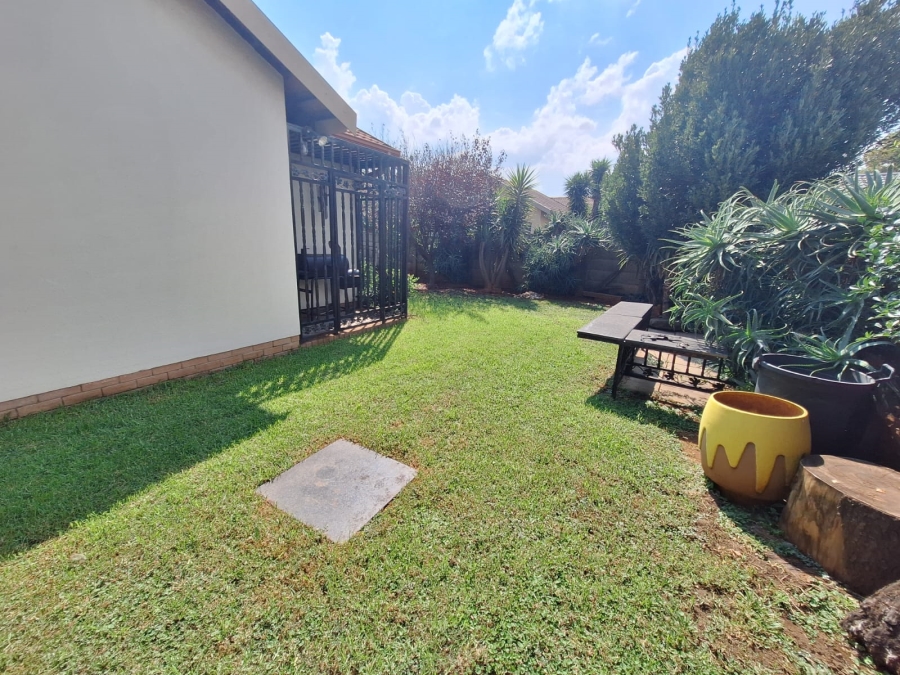 To Let 4 Bedroom Property for Rent in Vanderbijlpark SE 6 Gauteng