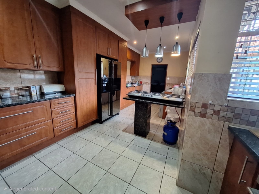 To Let 4 Bedroom Property for Rent in Vanderbijlpark SE 6 Gauteng