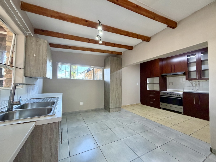 3 Bedroom Property for Sale in Glenvista Gauteng