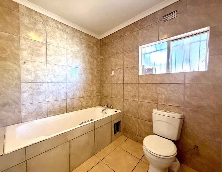 3 Bedroom Property for Sale in Glenvista Gauteng