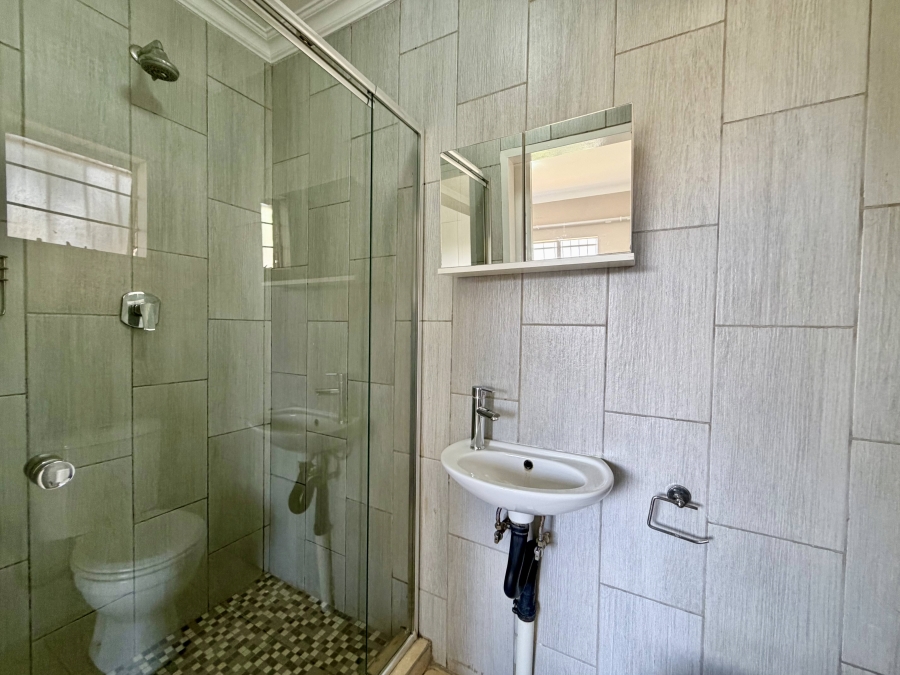 3 Bedroom Property for Sale in Glenvista Gauteng