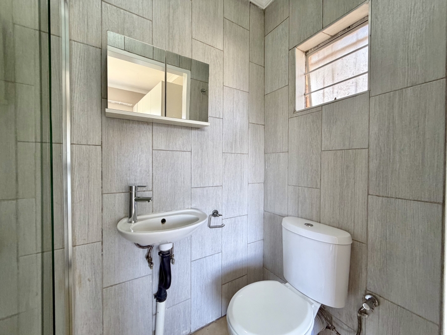 3 Bedroom Property for Sale in Glenvista Gauteng