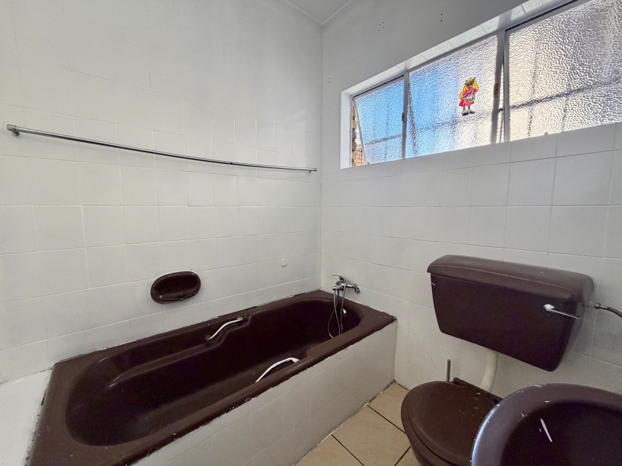 3 Bedroom Property for Sale in Glenvista Gauteng