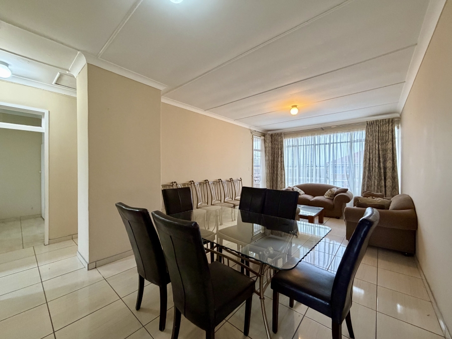 2 Bedroom Property for Sale in Florida Park Gauteng