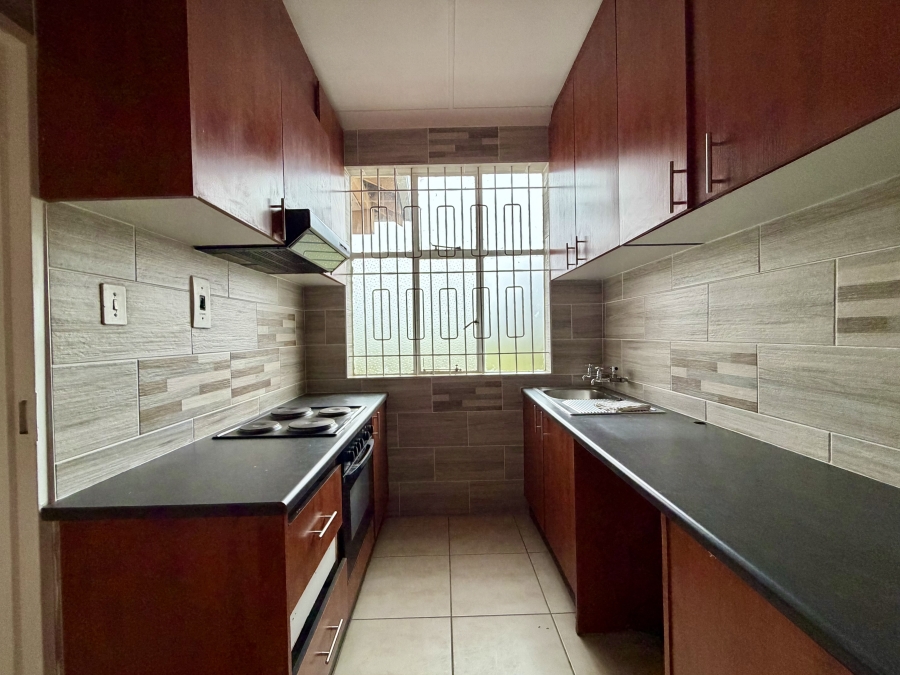 2 Bedroom Property for Sale in Florida Park Gauteng