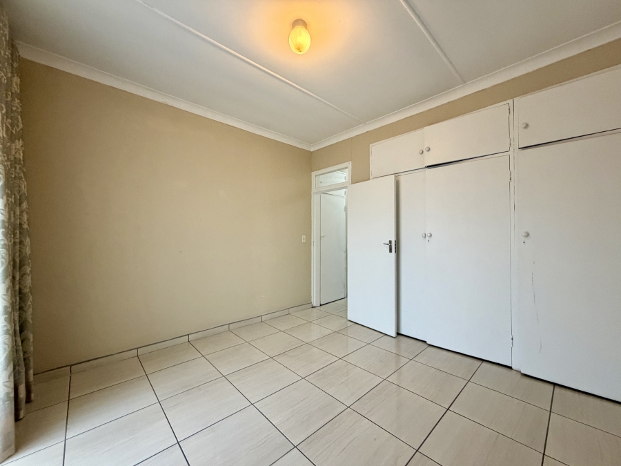 2 Bedroom Property for Sale in Florida Park Gauteng