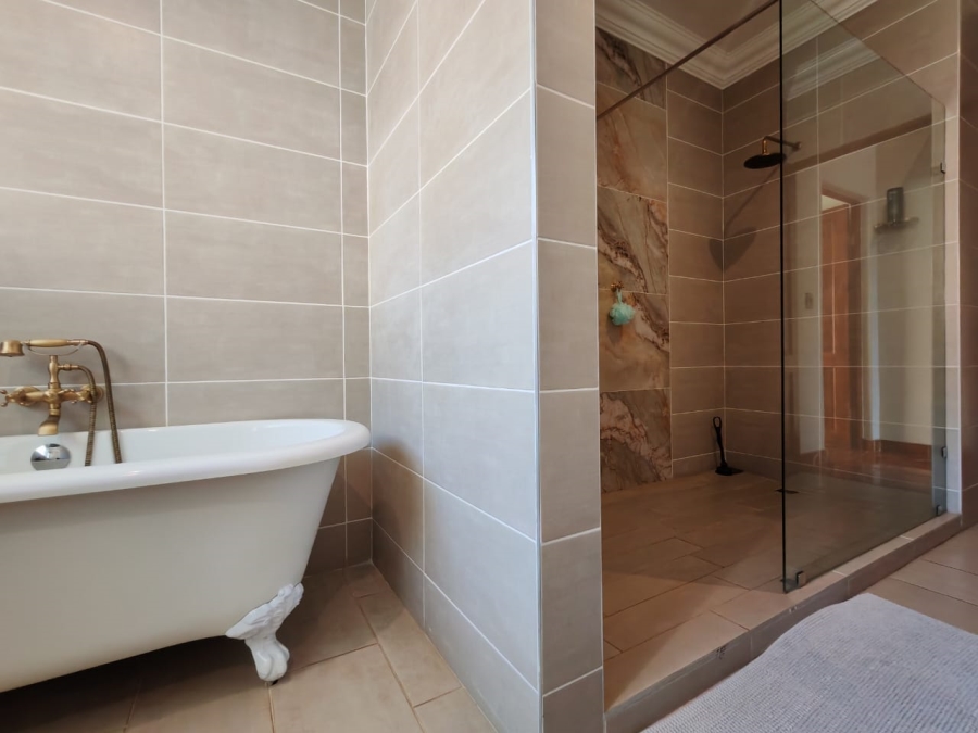 4 Bedroom Property for Sale in Meyersdal Gauteng