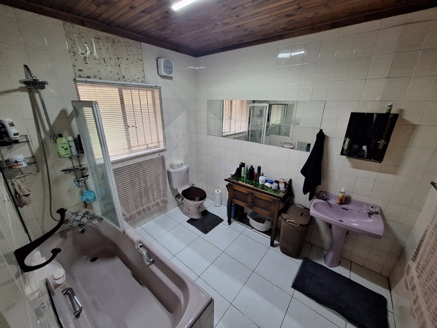 3 Bedroom Property for Sale in Vanderbijlpark SE 7 Gauteng