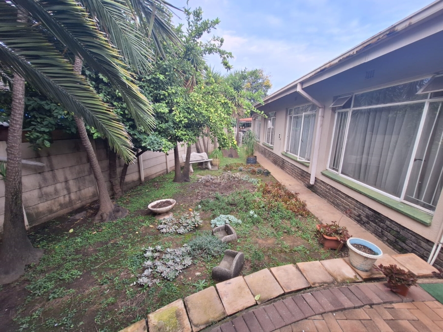 3 Bedroom Property for Sale in Vanderbijlpark SE 7 Gauteng