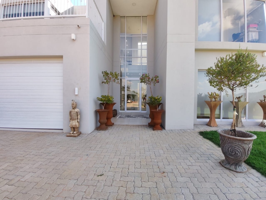 4 Bedroom Property for Sale in Meyersdal Gauteng