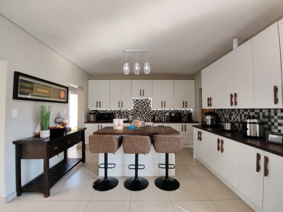 4 Bedroom Property for Sale in Meyersdal Gauteng