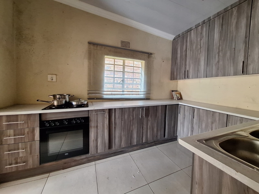 4 Bedroom Property for Sale in Rensburg Gauteng