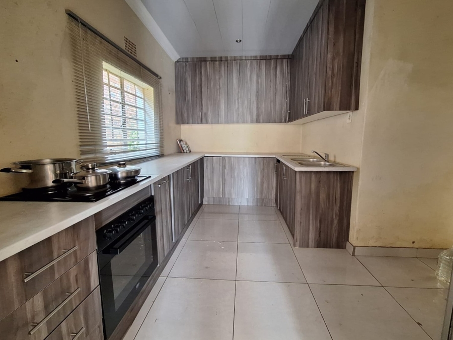 4 Bedroom Property for Sale in Rensburg Gauteng
