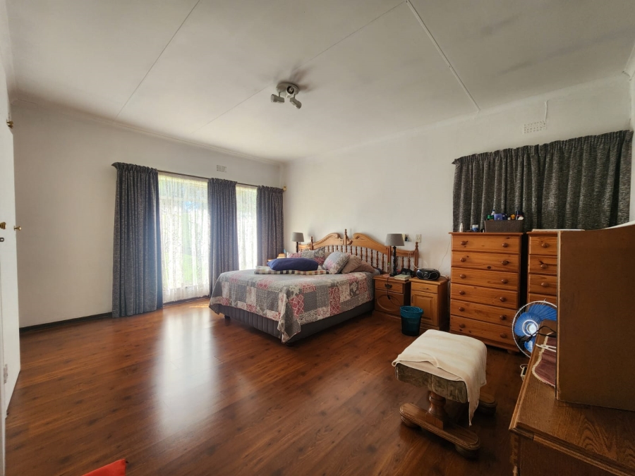 3 Bedroom Property for Sale in Vanderbijlpark SE 2 Gauteng