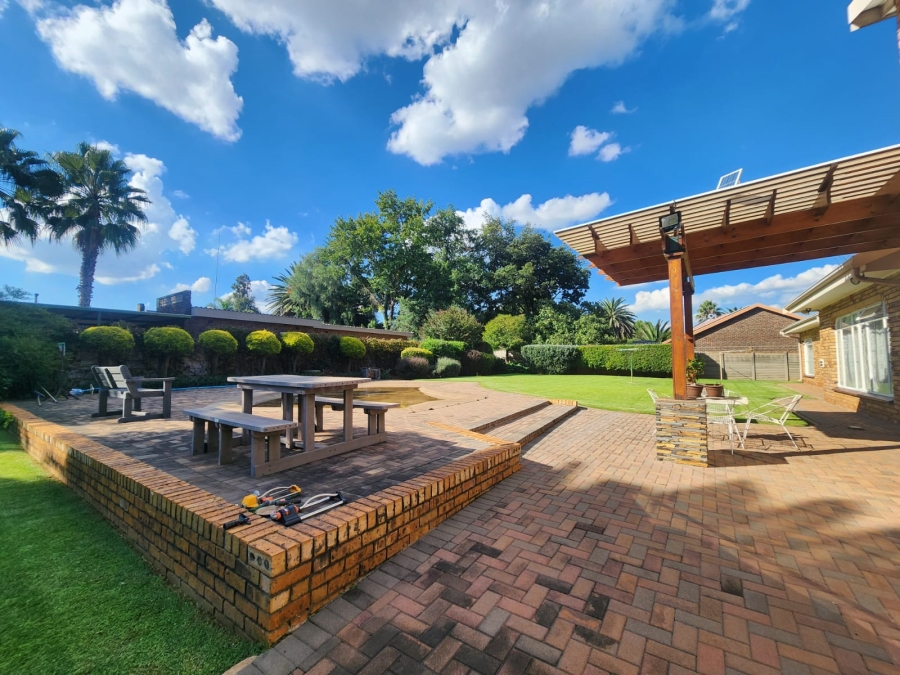 3 Bedroom Property for Sale in Vanderbijlpark SE 2 Gauteng