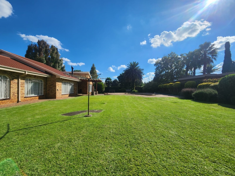 3 Bedroom Property for Sale in Vanderbijlpark SE 2 Gauteng