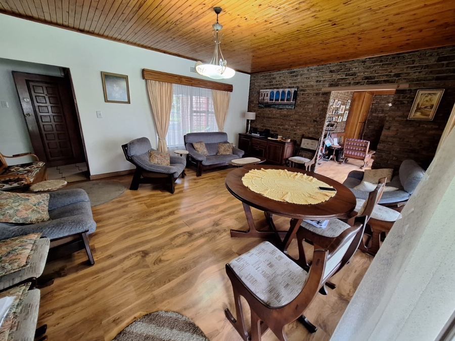 3 Bedroom Property for Sale in Vanderbijlpark SE 2 Gauteng