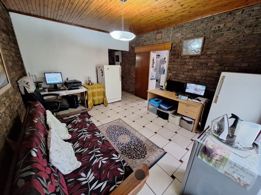 3 Bedroom Property for Sale in Vanderbijlpark SE 2 Gauteng