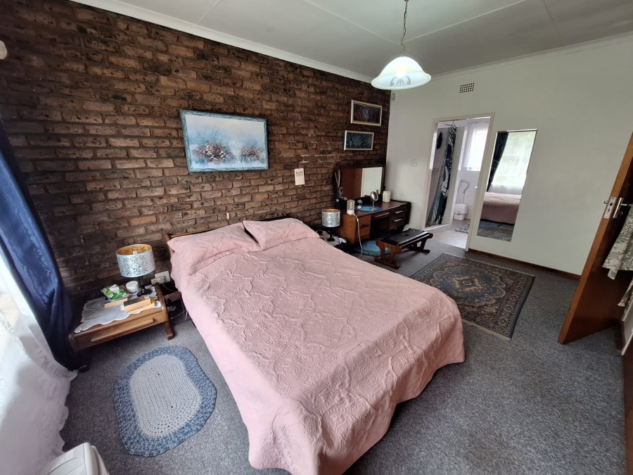 3 Bedroom Property for Sale in Vanderbijlpark SE 2 Gauteng