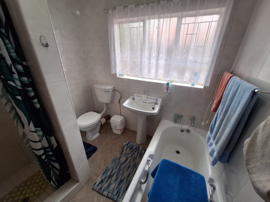 3 Bedroom Property for Sale in Vanderbijlpark SE 2 Gauteng