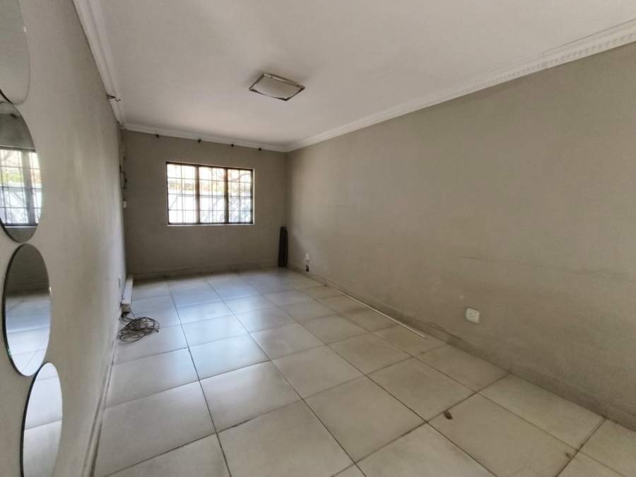 To Let 2 Bedroom Property for Rent in Three Rivers Gauteng