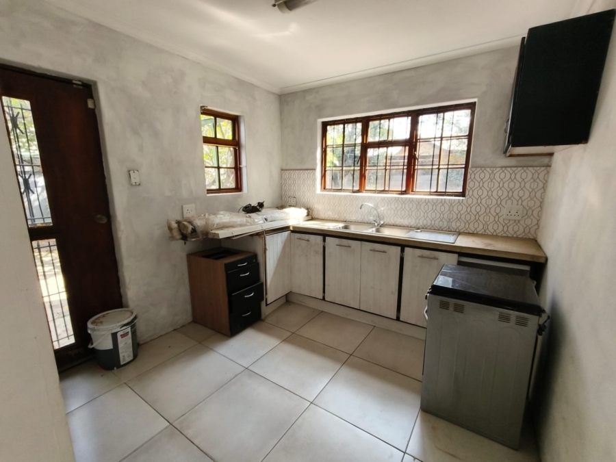 To Let 2 Bedroom Property for Rent in Three Rivers Gauteng