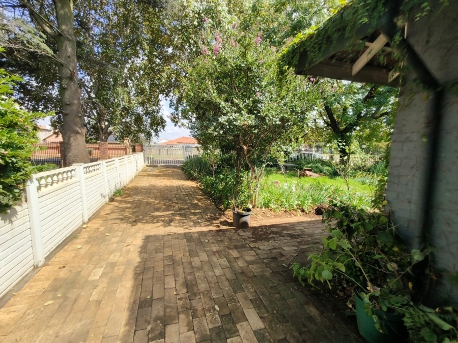 To Let 3 Bedroom Property for Rent in Three Rivers Gauteng