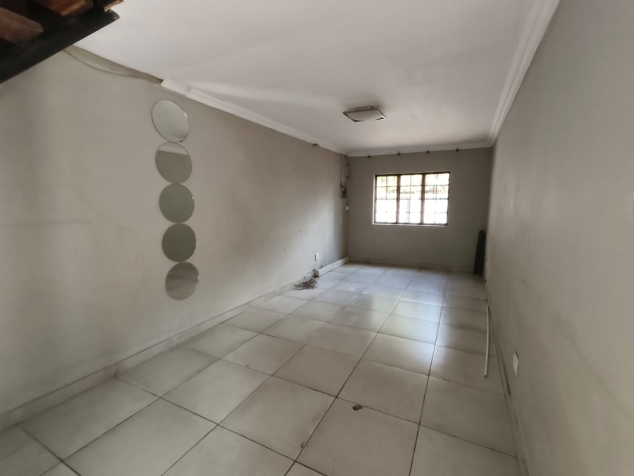 To Let 3 Bedroom Property for Rent in Three Rivers Gauteng