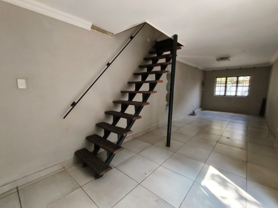 To Let 3 Bedroom Property for Rent in Three Rivers Gauteng