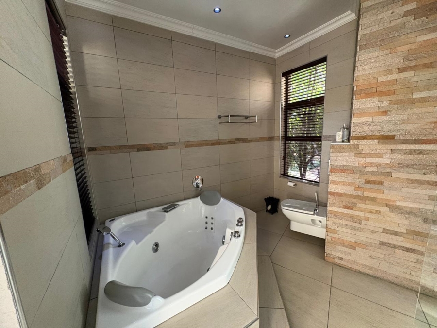 4 Bedroom Property for Sale in Emfuleni Golf Estate Gauteng