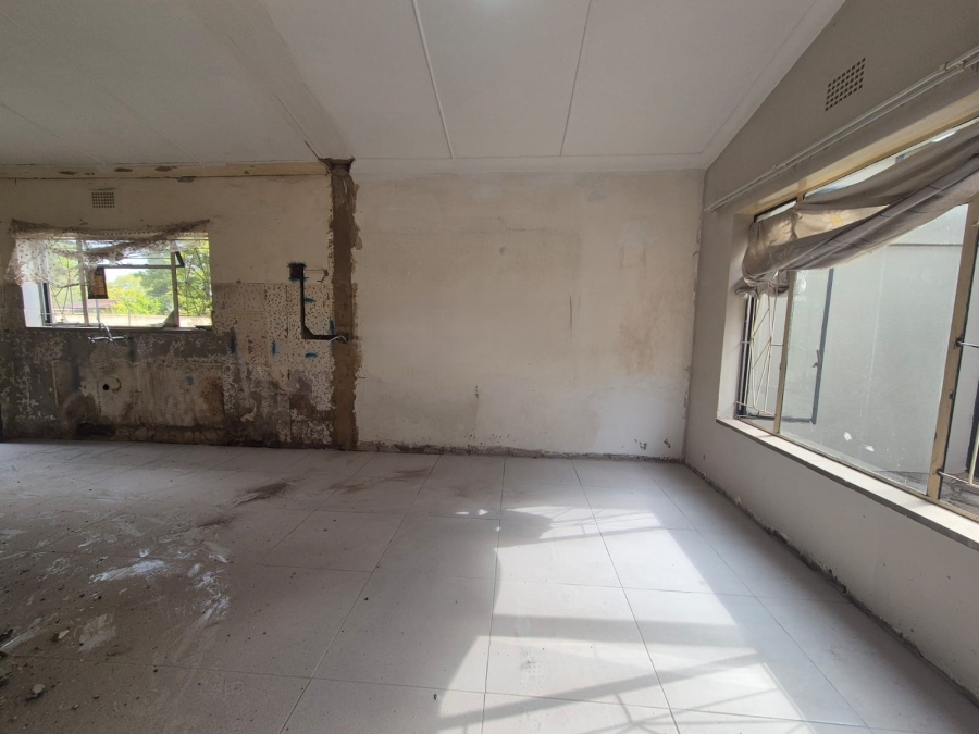 4 Bedroom Property for Sale in Sonland Park Gauteng