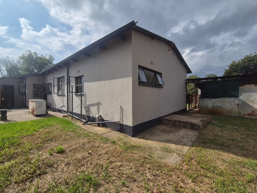4 Bedroom Property for Sale in Sonland Park Gauteng