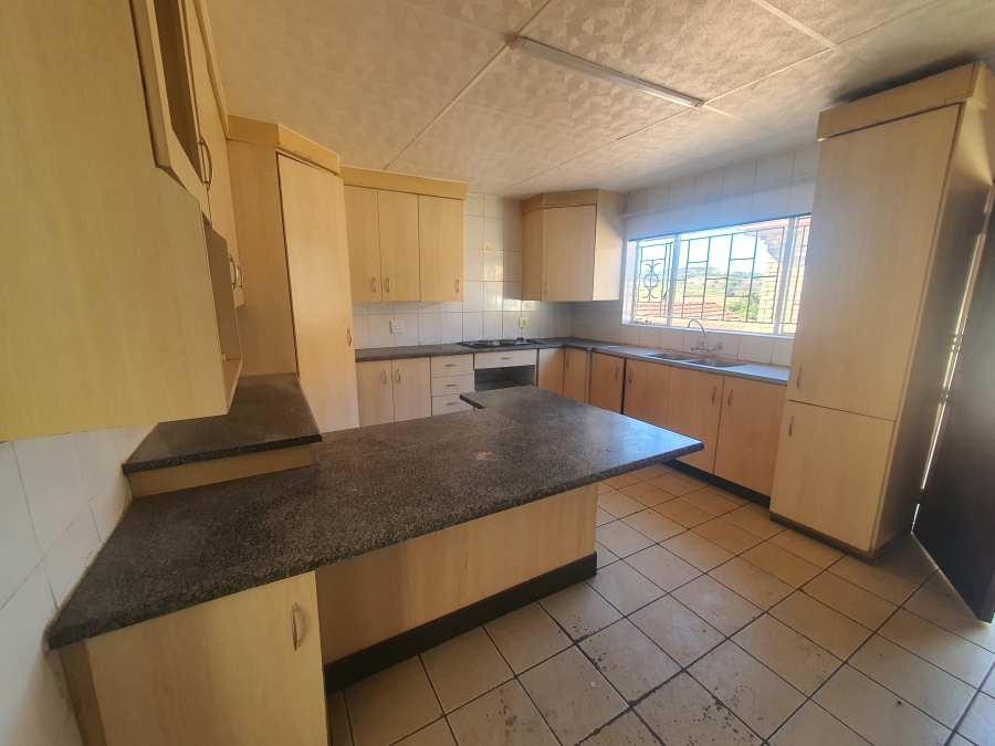 To Let 3 Bedroom Property for Rent in Laudium Gauteng