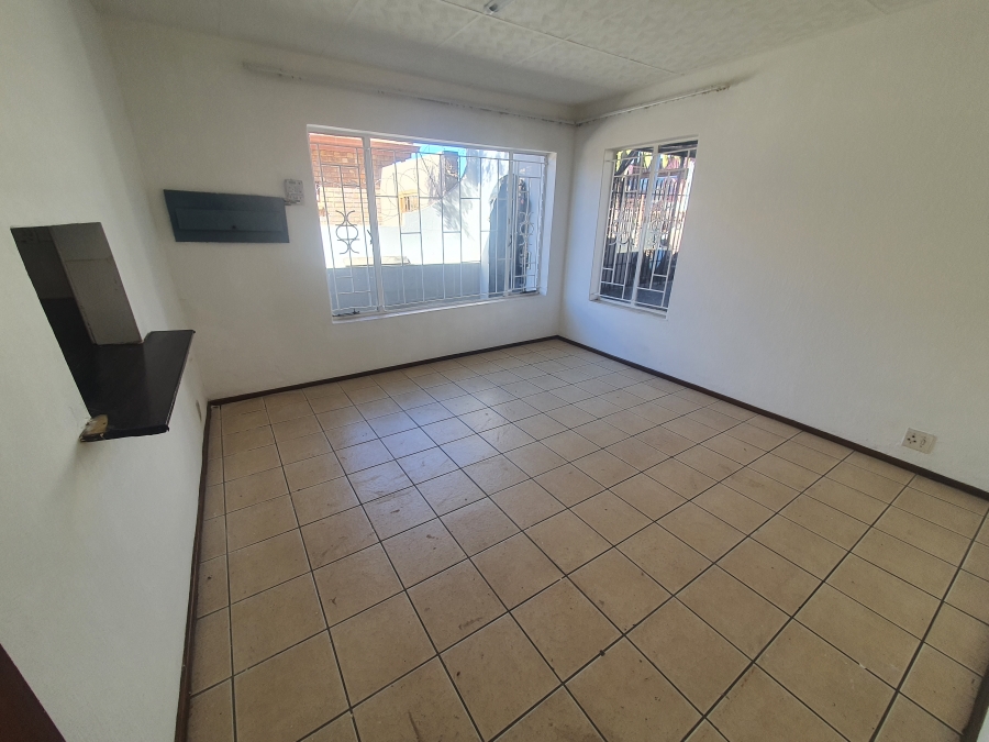 To Let 3 Bedroom Property for Rent in Laudium Gauteng