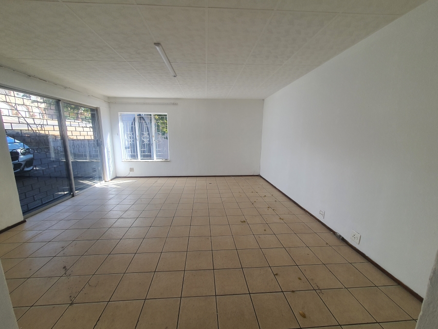 To Let 3 Bedroom Property for Rent in Laudium Gauteng