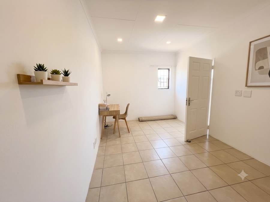 To Let 1 Bedroom Property for Rent in Laudium Gauteng