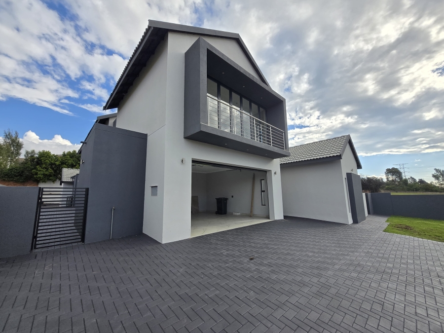 4 Bedroom Property for Sale in Eldo Village Estate Gauteng