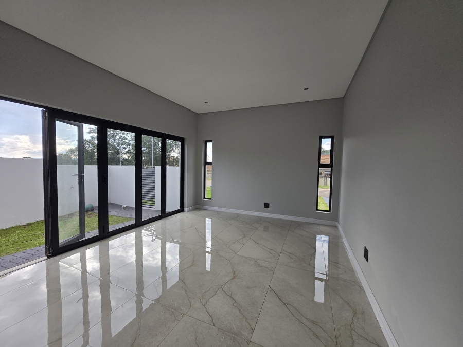 4 Bedroom Property for Sale in Eldo Village Estate Gauteng