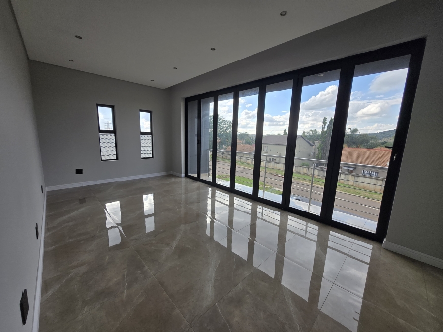 4 Bedroom Property for Sale in Eldo Village Estate Gauteng