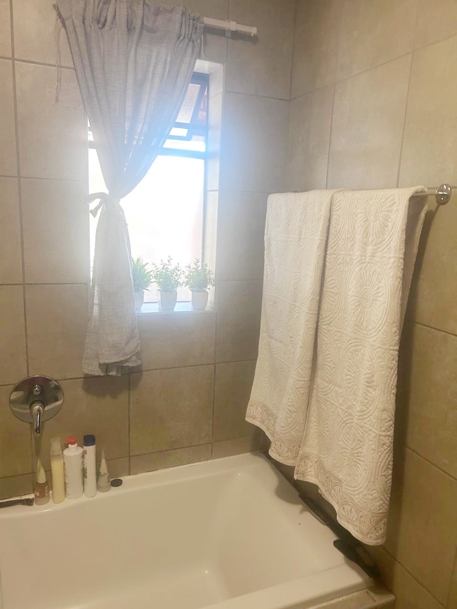 To Let 2 Bedroom Property for Rent in Montana Gauteng