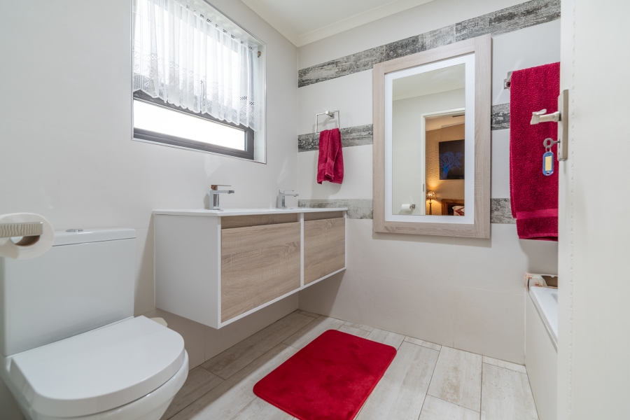 3 Bedroom Property for Sale in Sharonlea Gauteng