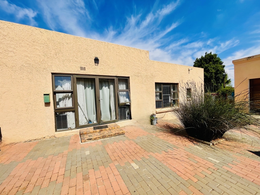 3 Bedroom Property for Sale in Edendale Gauteng