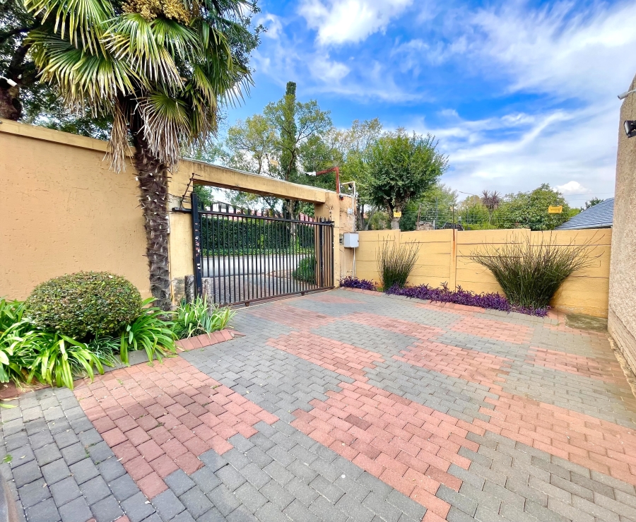 3 Bedroom Property for Sale in Edendale Gauteng