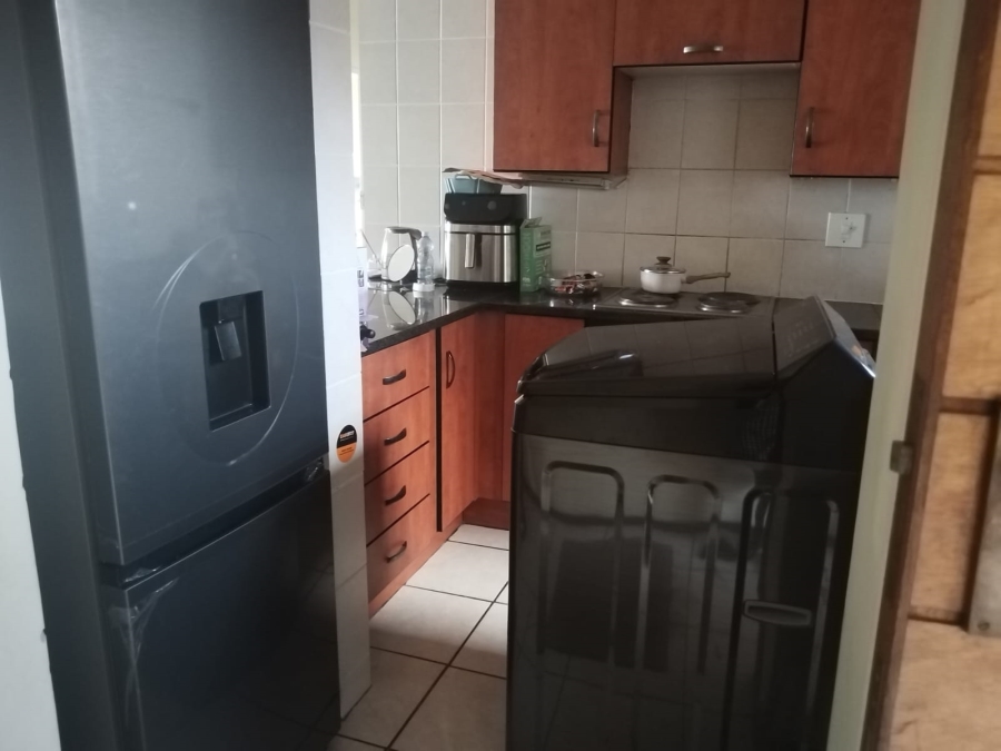 To Let 2 Bedroom Property for Rent in Lonehill Gauteng