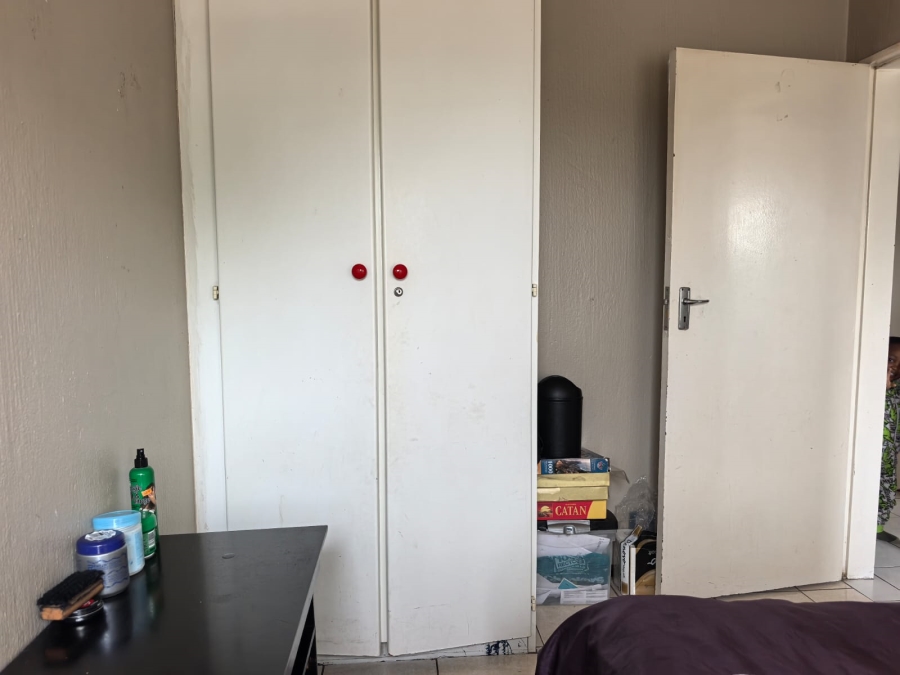 2 Bedroom Property for Sale in Vorna Valley Gauteng