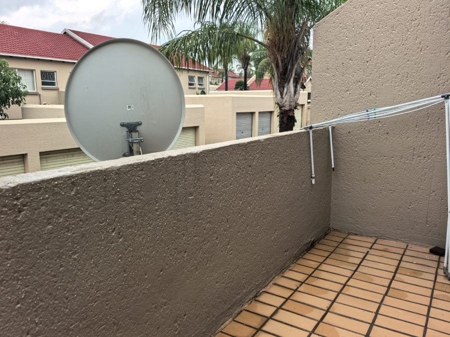 2 Bedroom Property for Sale in Vorna Valley Gauteng