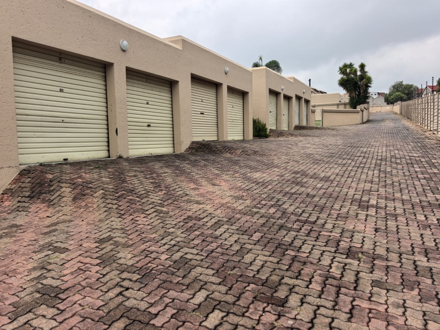 2 Bedroom Property for Sale in Vorna Valley Gauteng